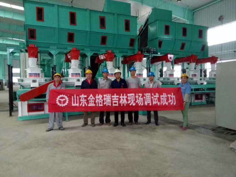 秸稈顆粒機現場圖 秸稈顆粒機現場圖