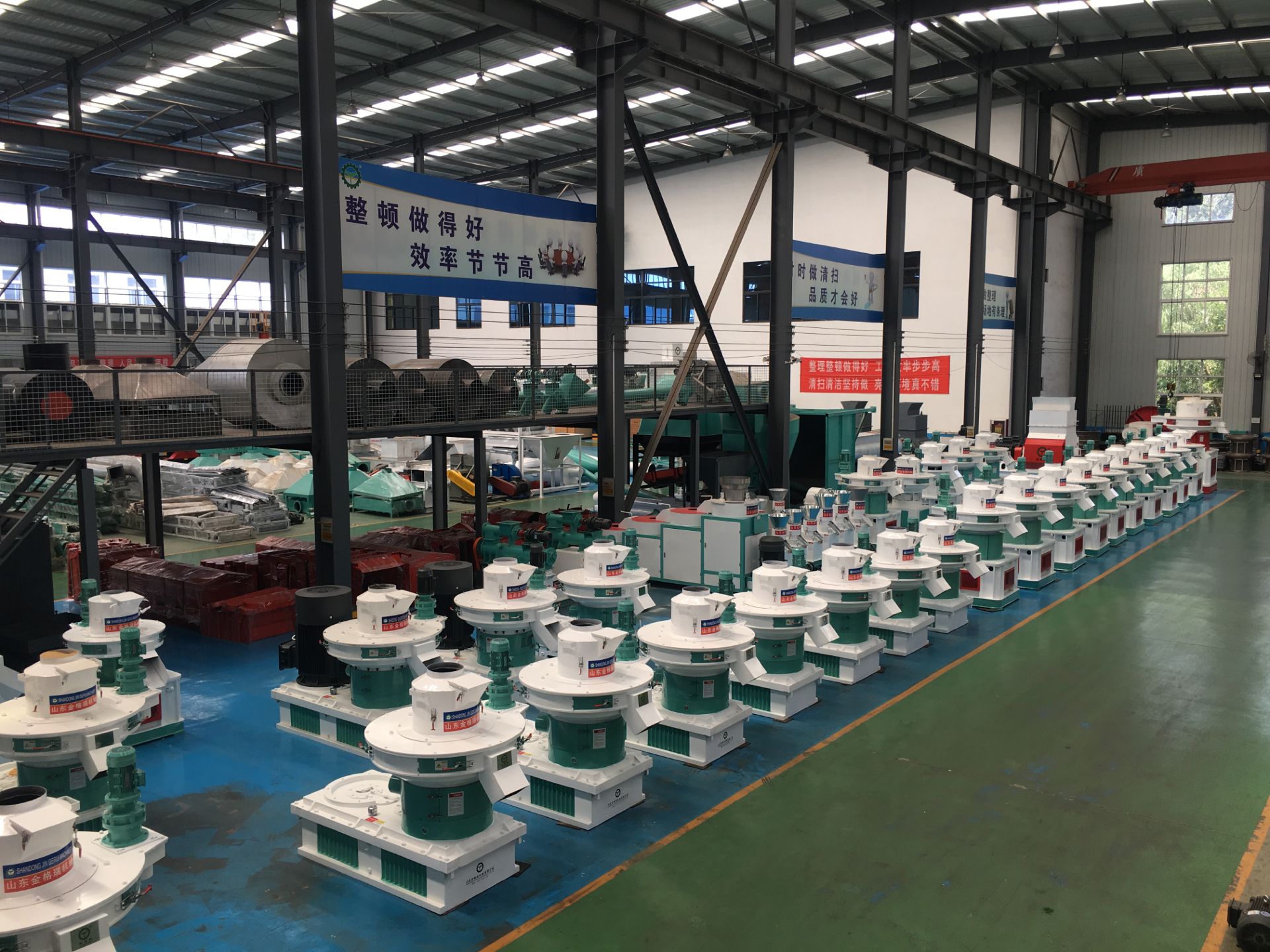 生物質(zhì)秸稈顆粒機(jī) 生物質(zhì)秸稈顆粒機(jī)