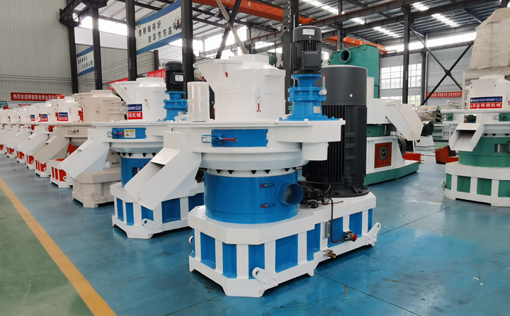 木屑制粒機.jpg 木屑制粒機.jpg