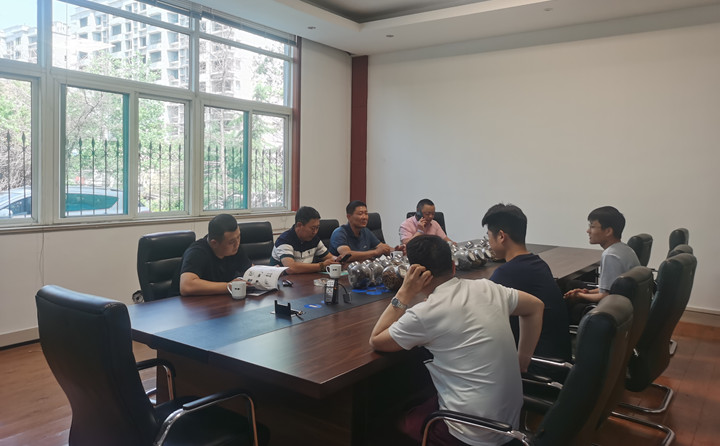 金格瑞會議室詳細商談合作細節.jpg 金格瑞會議室詳細商談合作細節.jpg