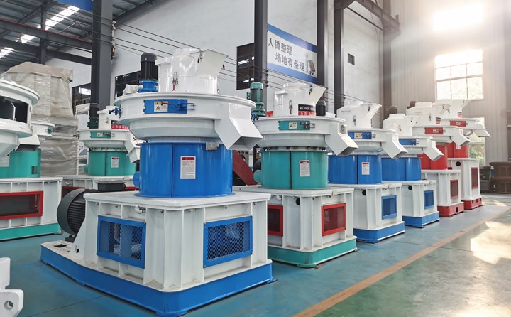 木屑造粒機.jpg 木屑造粒機.jpg