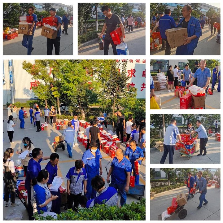 在我們公司上班,不僅能掙到錢(qián),還為你節(jié)省了逛超市買(mǎi)日用品的煩惱,食用油、大米、小米、面粉、啤酒、白酒等等,各種禮品紛紛發(fā)到員工的手中。 在我們公司上班,不僅能掙到錢(qián),還為你節(jié)省了逛超市買(mǎi)日用品的煩惱,食用油、大米、小米、面粉、啤酒、白酒等等,各種禮品紛紛發(fā)到員工的手中。