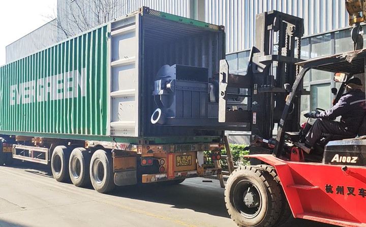 木屑顆粒機生產線發往英國倫敦,這是年產2萬噸的顆粒機生產線設備.jpg 木屑顆粒機生產線發往英國倫敦,這是年產2萬噸的顆粒機生產線設備.jpg