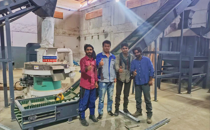 巴基斯坦年產5000噸木屑顆粒機生產線.jpg 巴基斯坦年產5000噸木屑顆粒機生產線.jpg