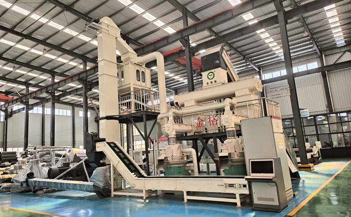 木屑顆粒機(jī)生產(chǎn)線.jpg 木屑顆粒機(jī)生產(chǎn)線.jpg